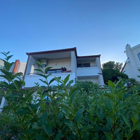 Cukon Holiday Home Премантура Екстериор снимка