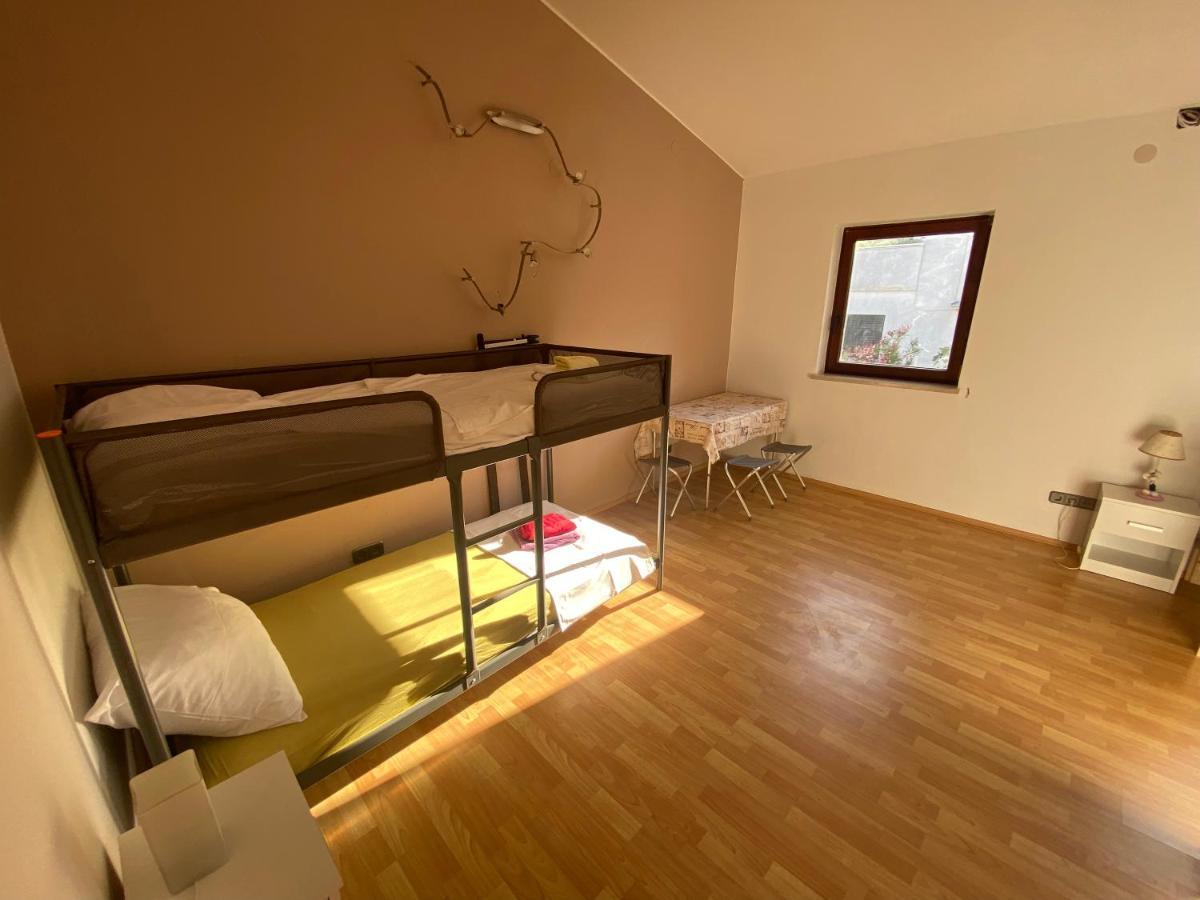 Cukon Holiday Home Премантура Екстериор снимка