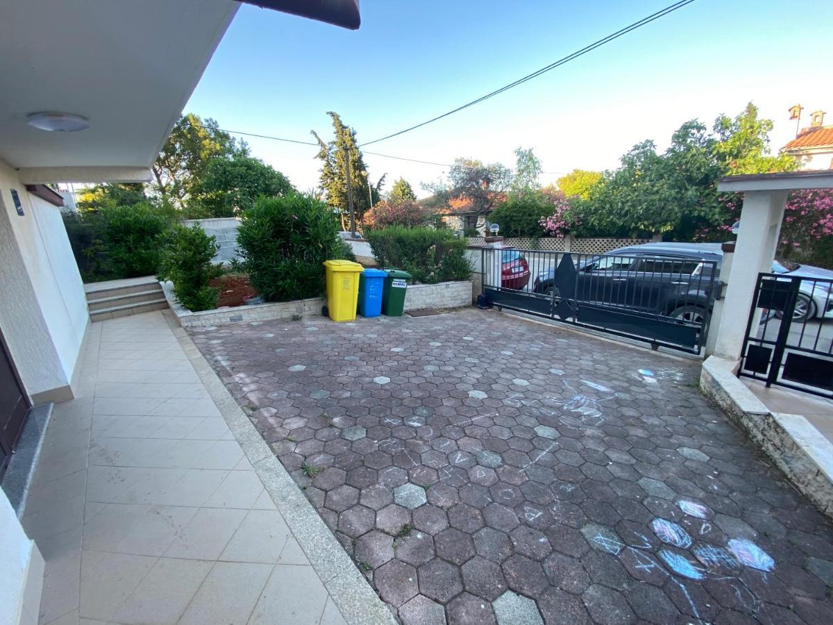 Cukon Holiday Home Премантура Екстериор снимка