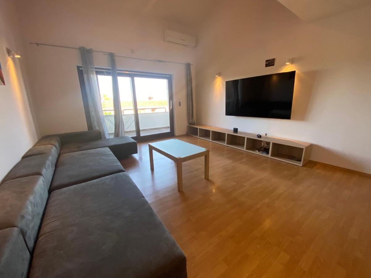 Cukon Holiday Home Премантура Екстериор снимка